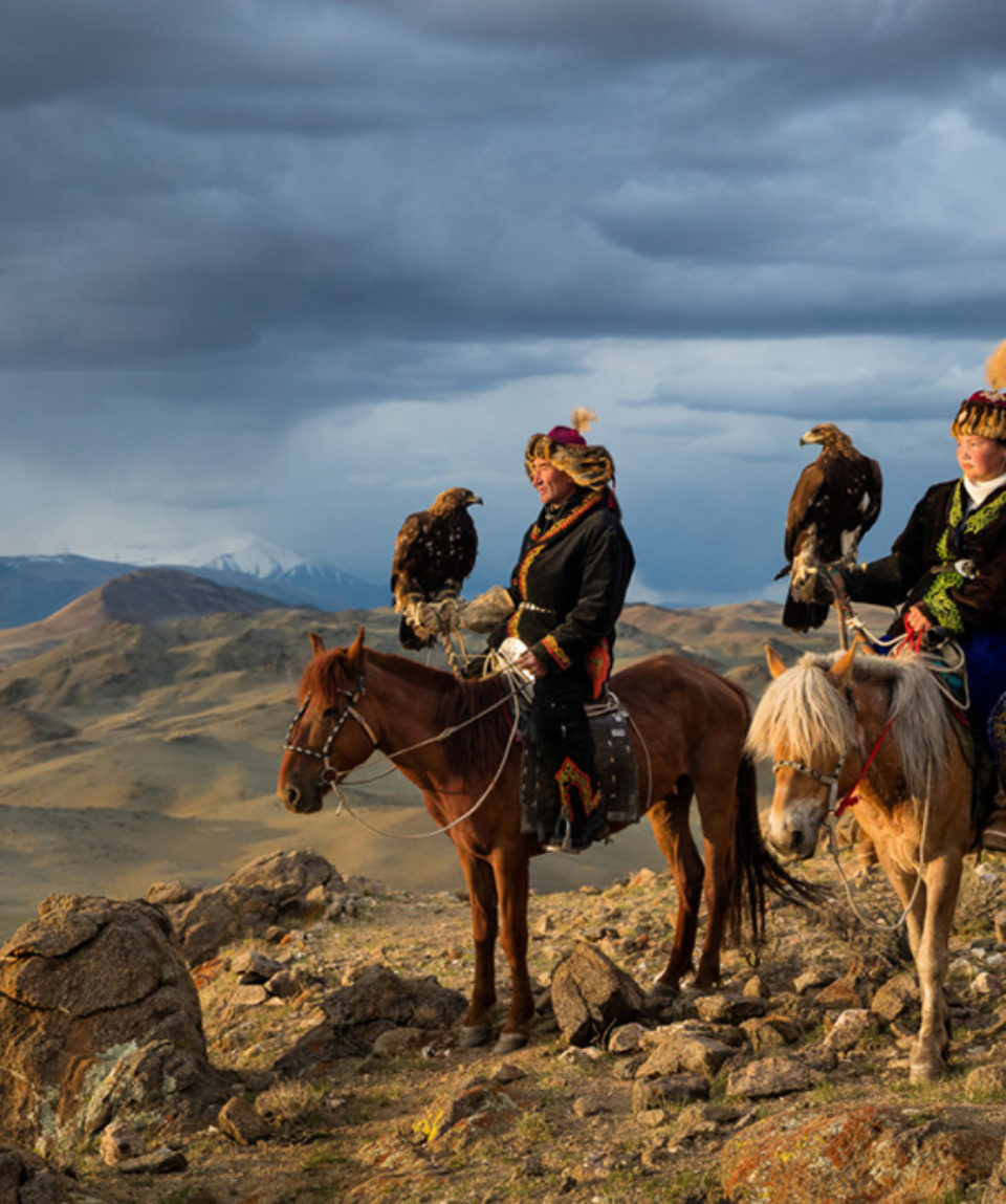 Countryside India Offers Golden Eagle Festival Mongolia With