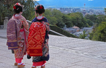 two geishas in front of Kyomizudera temple, Kyoto_4641526